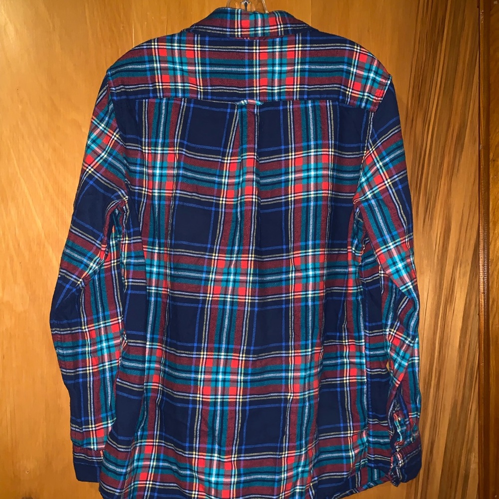 Trendy flannel! - Picture 3 of 3